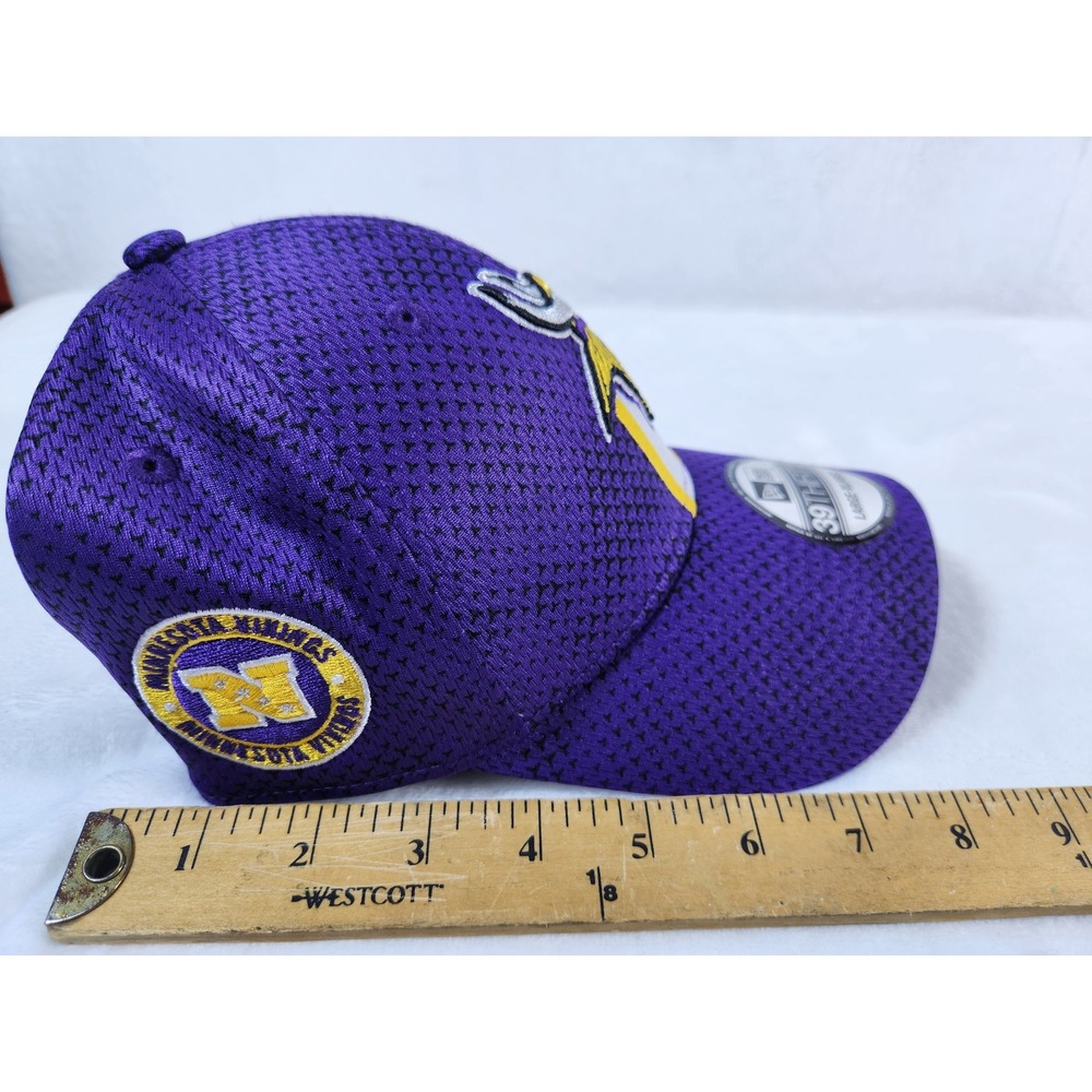 New Era Minnesota Vikings 39THIRTY Flex Fit Hat Large XL Purple NFL - Picture 6 of 8